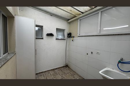 Apartamento à venda com 60m², 2 quartos e 1 vagaÁrea de Serviço