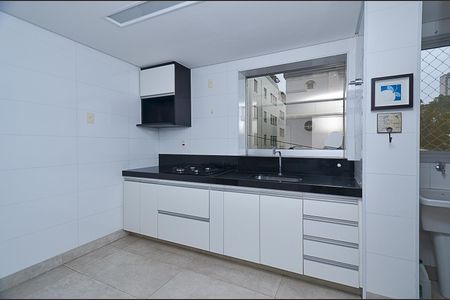 Apartamento à venda com 90m², 3 quartos e 3 vagasCozinha