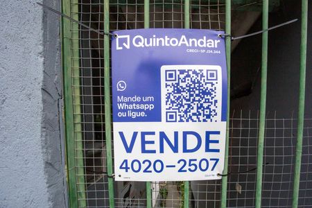 Casa à venda com 206m², 2 quartos e 2 vagasPlaquinha