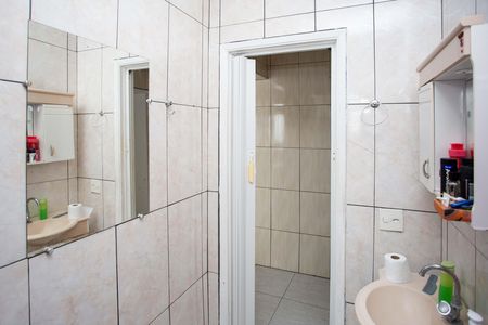 Casa à venda com 206m², 2 quartos e 2 vagasBanheiro Casa 2