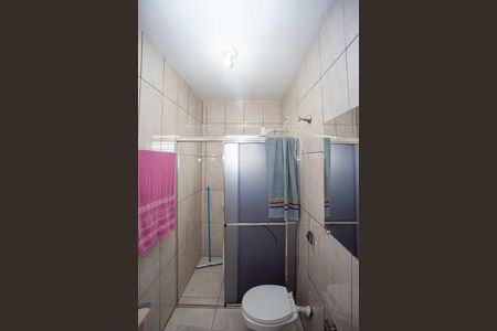 Casa à venda com 206m², 2 quartos e 2 vagasBanheiro Casa 2