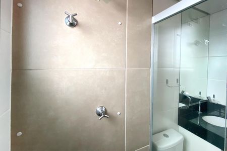 Apartamento para alugar com 60m², 2 quartos e 2 vagasBanheiro