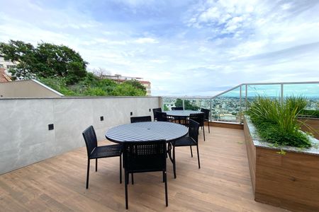 Apartamento para alugar com 60m², 2 quartos e 2 vagasÁrea comum