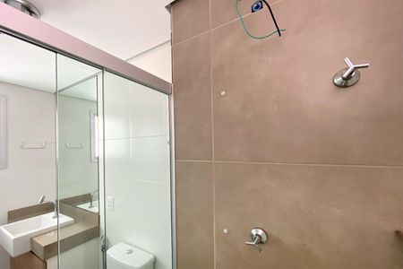 Apartamento para alugar com 60m², 2 quartos e 2 vagasBanheiro da Suíte 1