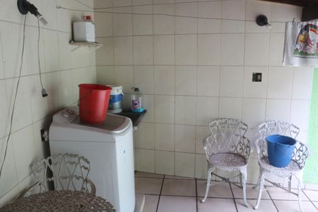 Casa à venda com 219m², 2 quartos e 4 vagasÁrea de Serviço