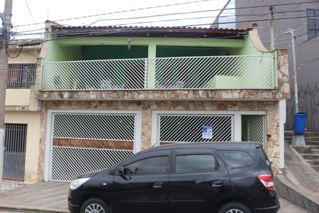 Casa à venda com 219m², 2 quartos e 4 vagasFachada