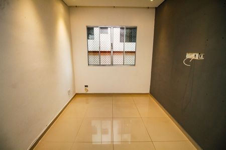 Sala de apartamento para alugar com 1 quarto, 53m² em Guilhermina, Praia Grande