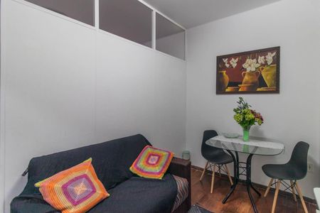 Sala de apartamento à venda com 1 quarto, 34m² em Centro Histórico, Porto Alegre