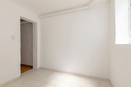 Casa à venda com 79m², 2 quartos e 1 vagaQuarto de Serviço