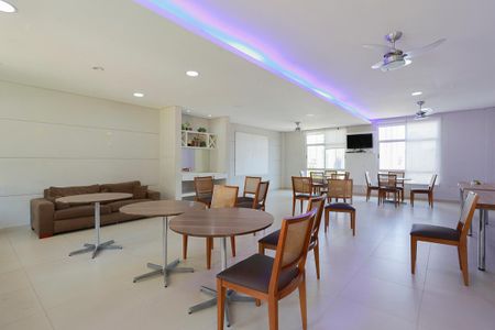 Apartamento para alugar com 50m², 2 quartos e 1 vagaÁrea comum - Salão de festas