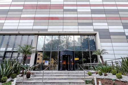 Studio à venda com 33m², 1 quarto e 1 vaga Studio à venda com 33m², 1 quarto e 1 vagaFachada - Plaquinha