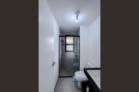 Studio à venda com 33m², 1 quarto e 1 vaga Studio à venda com 33m², 1 quarto e 1 vagaBanheiro