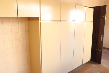 Casa à venda com 205m², 3 quartos e 3 vagasÁrea de Serviço