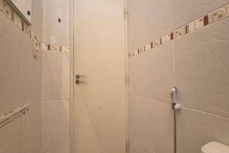 Casa à venda com 300m², 2 quartos e 4 vagasBanheiro