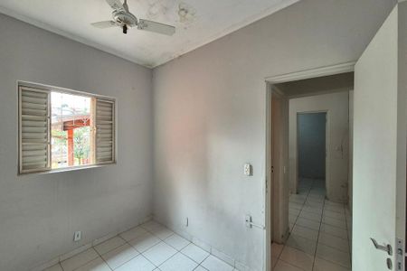 Casa à venda com 300m², 2 quartos e 4 vagasQuarto 2 