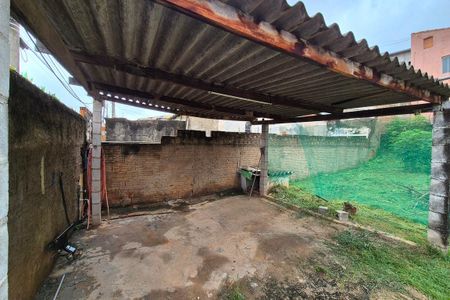 Casa à venda com 300m², 2 quartos e 4 vagasGaragem 