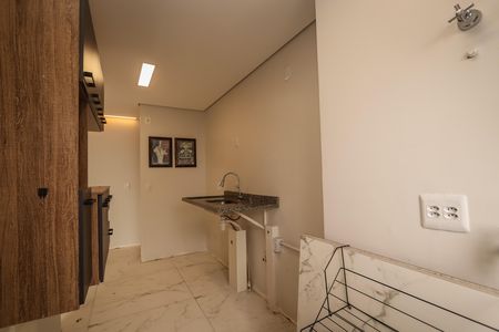 Apartamento para alugar com 58m², 2 quartos e 2 vagas Apartamento para alugar com 58m², 2 quartos e 2 vagasCozinha e Área de Serviço