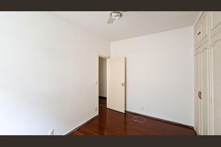 Apartamento à venda com 150m², 3 quartos e 2 vagasQuarto 