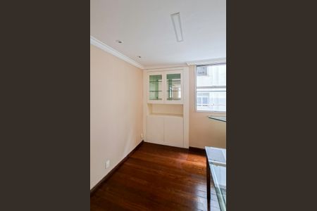 Sala de apartamento à venda com 3 quartos, 150m² em Santo Agostinho, Belo Horizonte