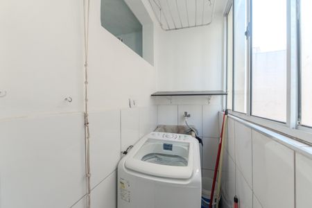 Apartamento à venda com 52m², 1 quarto e sem vagaCozinha e Área de Serviço