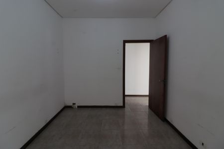 Casa à venda com 251m², 7 quartos e 4 vagasQuarto 2
