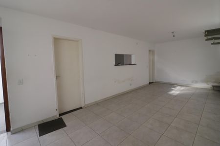 Casa à venda com 251m², 7 quartos e 4 vagasSala 2