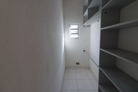 Casa à venda com 251m², 7 quartos e 4 vagasQuarto 4