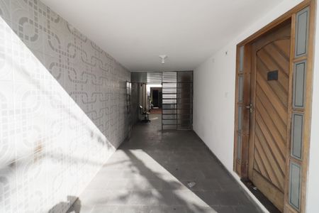 Garagem de casa à venda com 7 quartos, 251m² em Km 18, Osasco