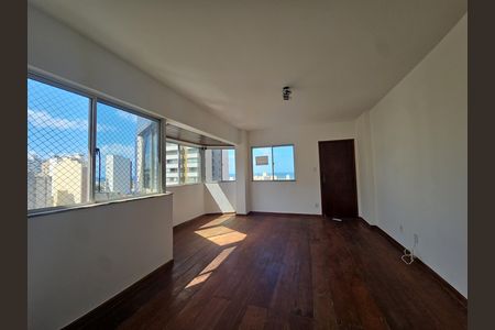 Apartamento para alugar com 150m², 3 quartos e 2 vagas Apartamento para alugar com 150m², 3 quartos e 2 vagasSala