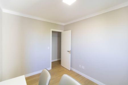 Apartamento à venda com 139m², 4 quartos e 2 vagasQuarto 01