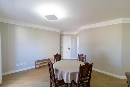 Apartamento à venda com 139m², 4 quartos e 2 vagasSala