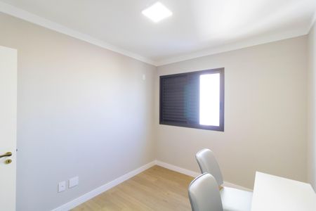 Apartamento à venda com 139m², 4 quartos e 2 vagasQuarto 01