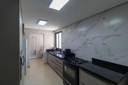 Apartamento à venda com 139m², 4 quartos e 2 vagasCozinha
