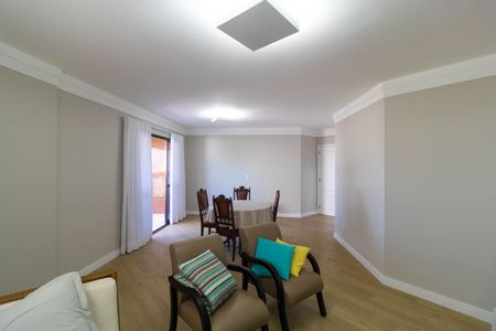 Apartamento à venda com 139m², 4 quartos e 2 vagasSala