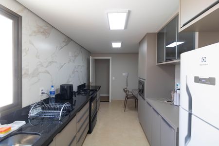 Apartamento à venda com 139m², 4 quartos e 2 vagasCozinha