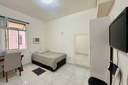 Sala/Quarto de apartamento para alugar com 1 quarto, 27m² em Centro, Rio de Janeiro