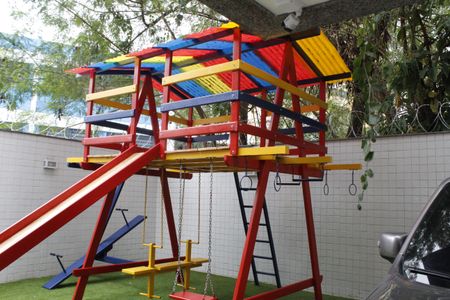 Apartamento à venda com 68m², 2 quartos e 1 vagaÁrea comum