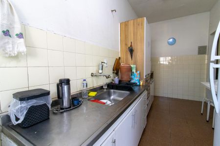 Casa à venda com 315m², 4 quartos e 4 vagas Casa à venda com 315m², 4 quartos e 4 vagasCozinha