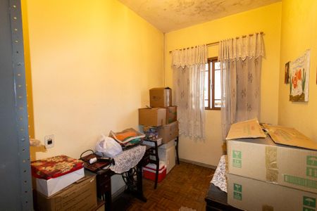 Casa à venda com 315m², 4 quartos e 4 vagas Casa à venda com 315m², 4 quartos e 4 vagasQuarto 3