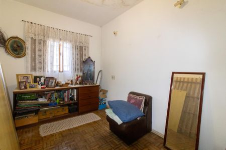 Casa à venda com 315m², 4 quartos e 4 vagas Casa à venda com 315m², 4 quartos e 4 vagasQuarto 3