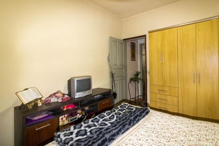 Casa à venda com 315m², 4 quartos e 4 vagas Casa à venda com 315m², 4 quartos e 4 vagasQuarto 1