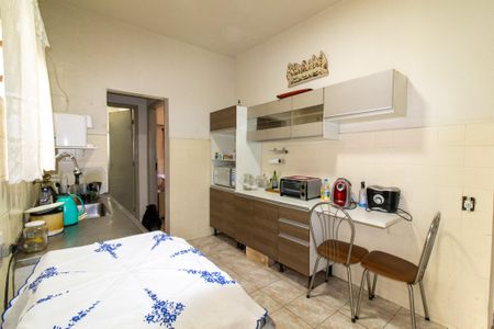 Casa à venda com 315m², 4 quartos e 4 vagas Casa à venda com 315m², 4 quartos e 4 vagasCozinha