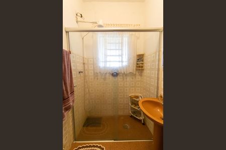 Casa à venda com 315m², 4 quartos e 4 vagas Casa à venda com 315m², 4 quartos e 4 vagasBanheiro 1