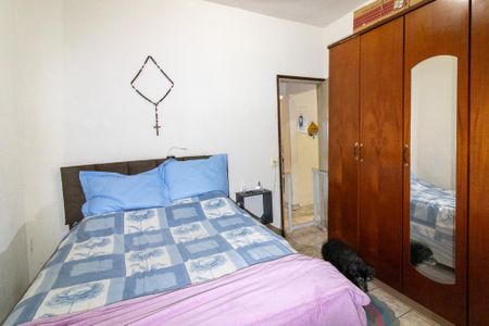 Casa à venda com 315m², 4 quartos e 4 vagas Casa à venda com 315m², 4 quartos e 4 vagasQuarto 2