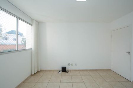 SALA de apartamento para alugar com 2 quartos, 45m² em Betânia, Belo Horizonte