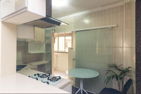 Apartamento à venda com 62m², 2 quartos e sem vagaCozinha