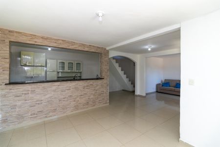 Casa para alugar com 2 quartos, 400m² em Engenheiro Leal, Rio de Janeiro