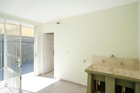 Área de Serviço de casa para alugar com 2 quartos, 189m² em Vila Antonieta, São Bernardo do Campo