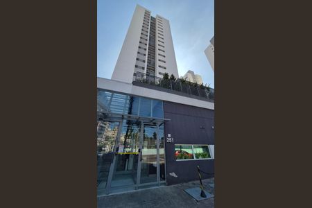 Apartamento à venda com 113m², 3 quartos e 2 vagas Apartamento à venda com 113m², 3 quartos e 2 vagasFachada