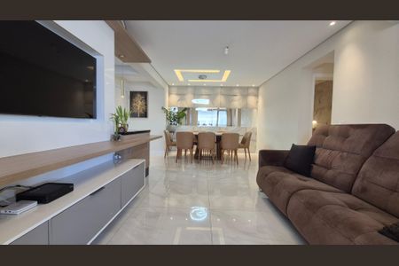 Apartamento à venda com 113m², 3 quartos e 2 vagas Apartamento à venda com 113m², 3 quartos e 2 vagasSala